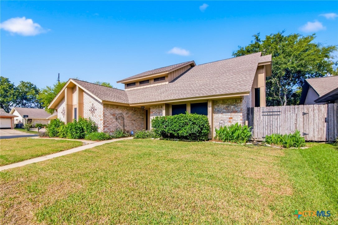 102 Laguna Drive