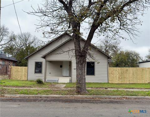 Photo of 507 Harbour Avenue, Killeen, TX 76541 (MLS # 599415)