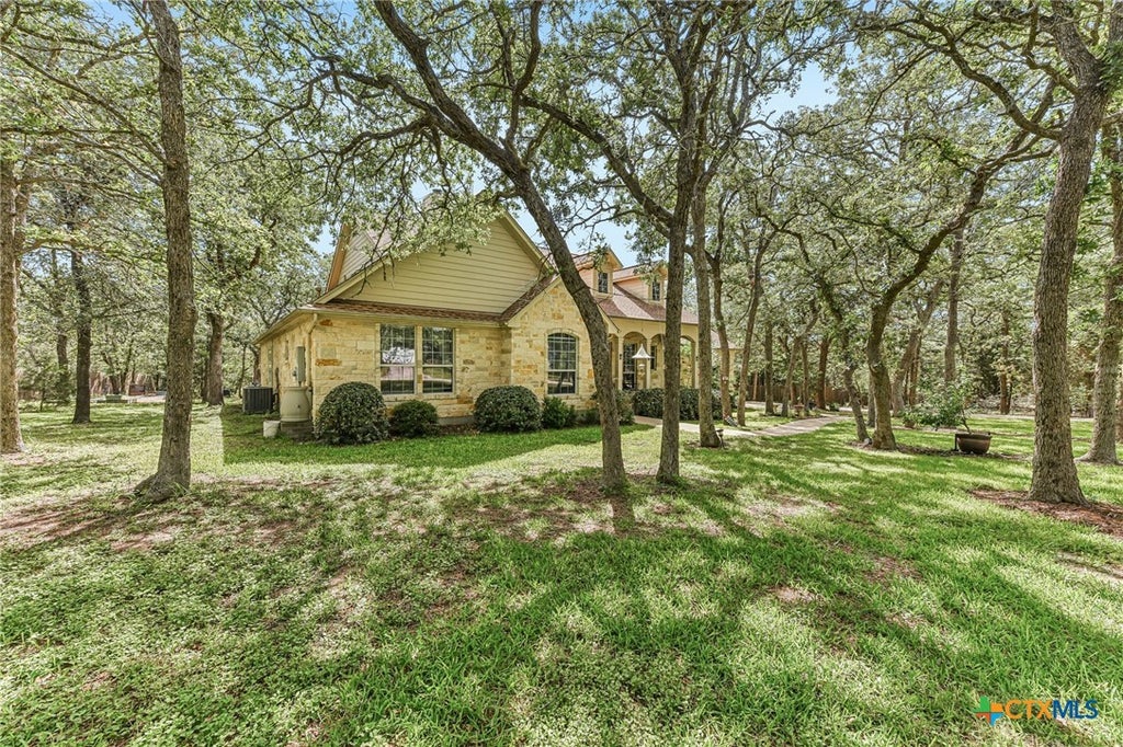 Photo of 109 Elm Wood Drive, Elgin, TX 78621 (MLS # 625909)