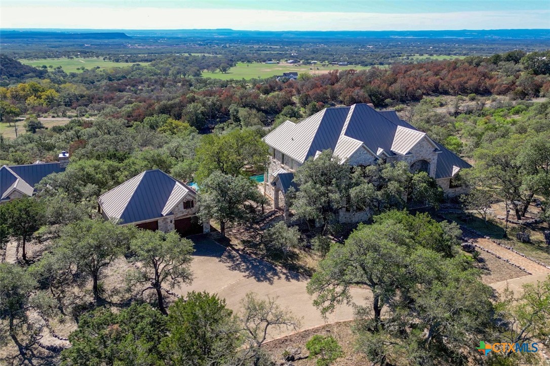 530 Scenic View Drive