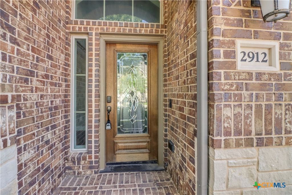 Photo of 2912 Countryside Path, Seguin, TX 78155 (MLS # 616806)