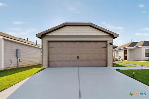 606 Aplite Pass Maxwell TX 78656