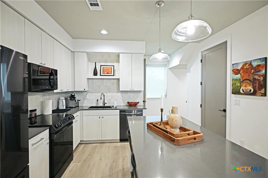 Photo of 1208 N Academy Avenue #3207, New Braunfels, TX 78130 (MLS # 616902)