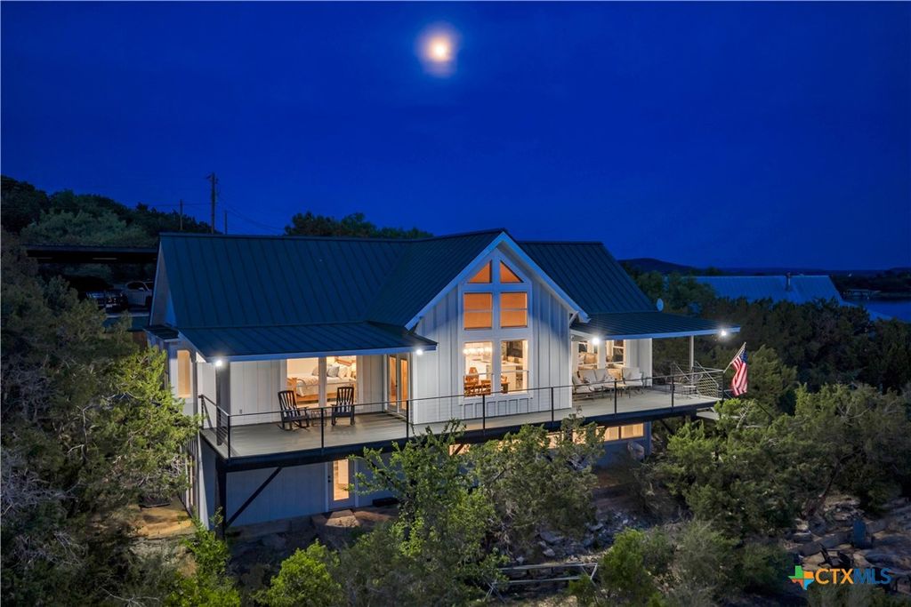 Photo of 621 Waterway Lane, Burnet, TX 78611 (MLS # 610045)