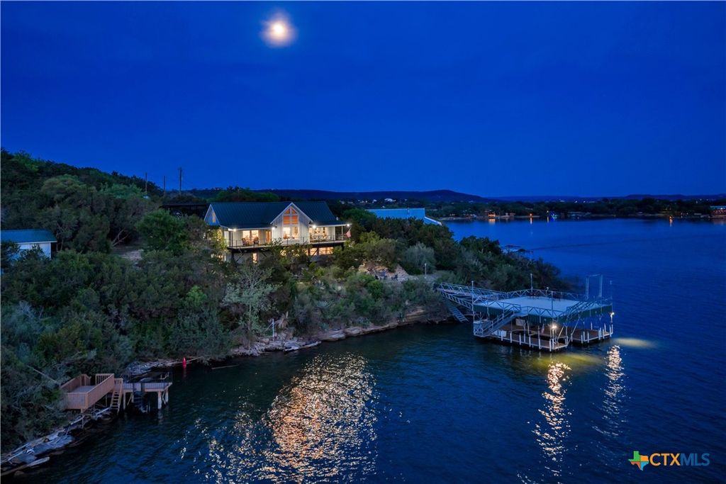 Photo of 621 Waterway Lane, Burnet, TX 78611 (MLS # 610045)