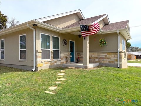 Photo of 2872 Lakeview Drive, Canyon Lake, TX 78133 (MLS # 607790)