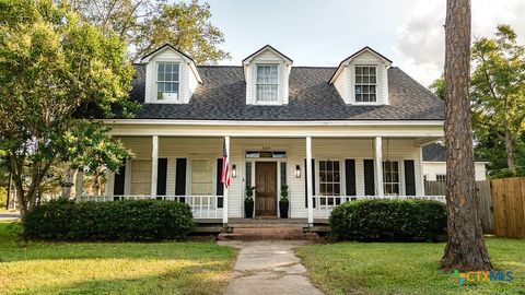 509 Hanover Street Edna TX 77957