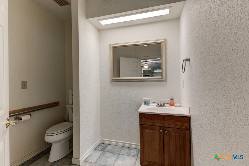 New Braunfels, Texas 78130, United States, ,Commercial,Active,44714