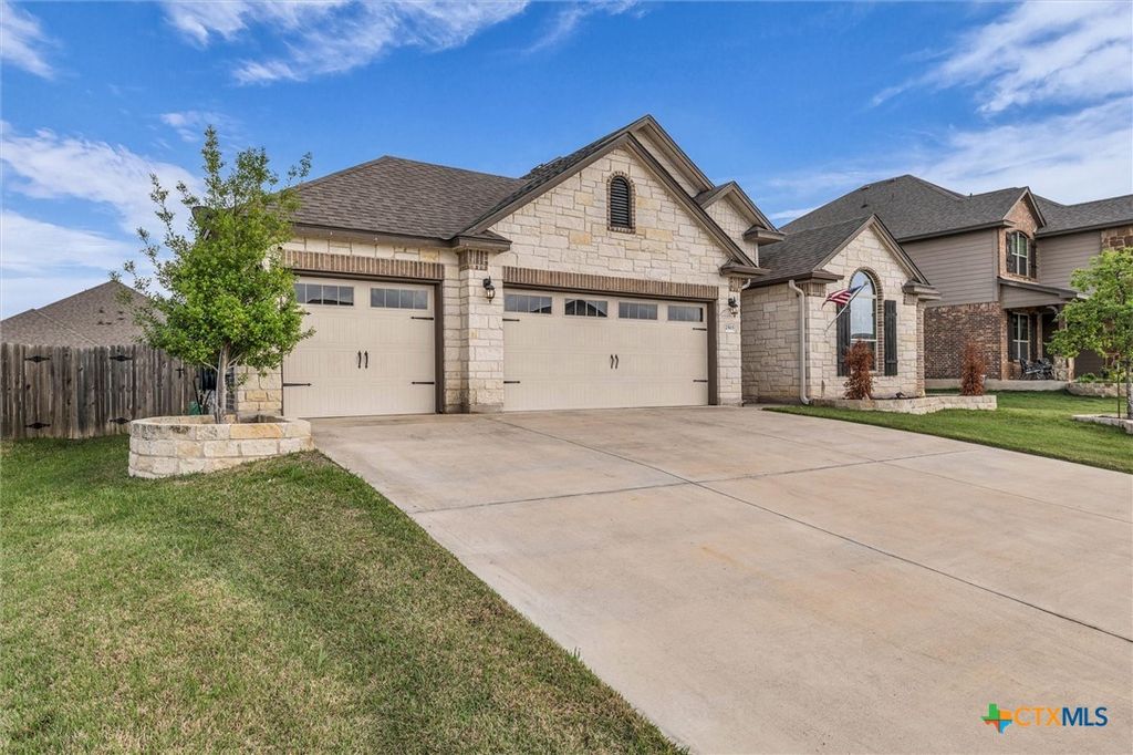 Photo of 2503 Cortona Street, Harker Heights, TX 76548 (MLS # 609960)