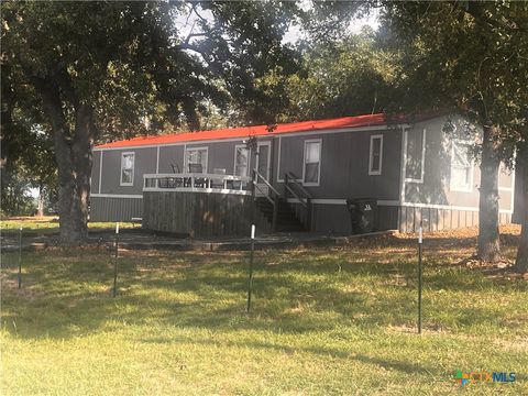 A home in Luling