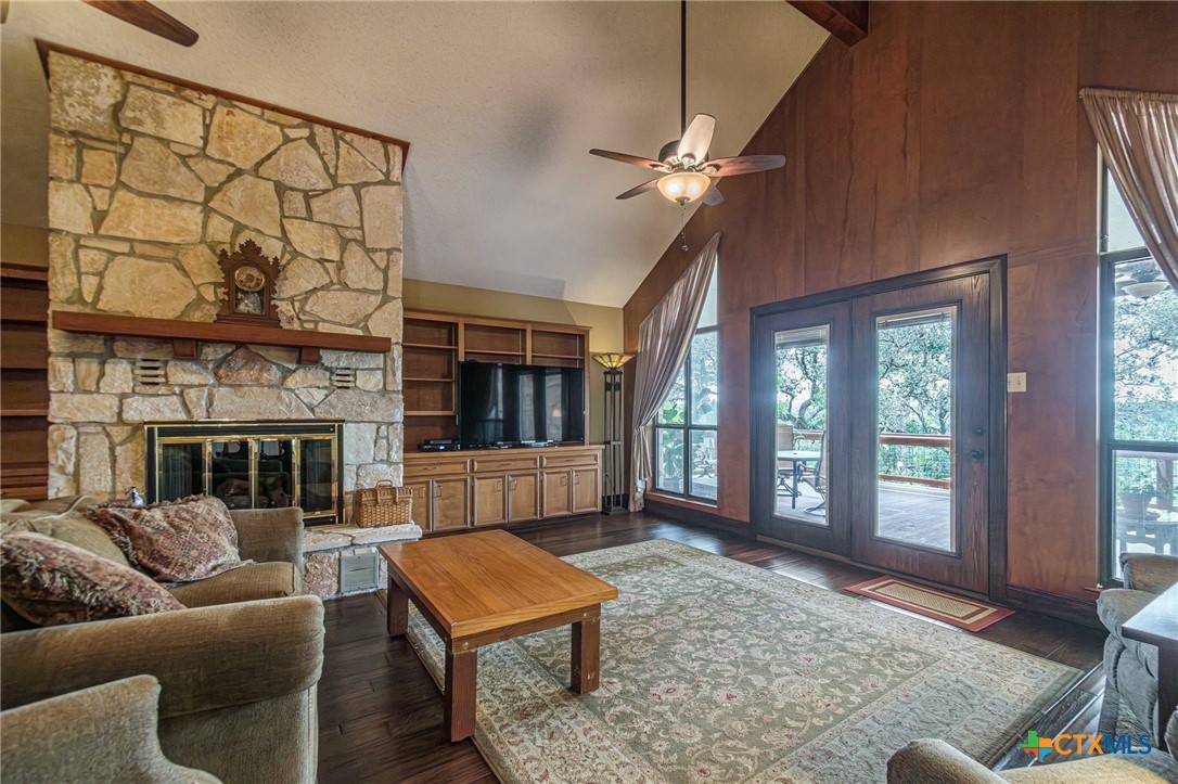 560 Bluff Ridge Court