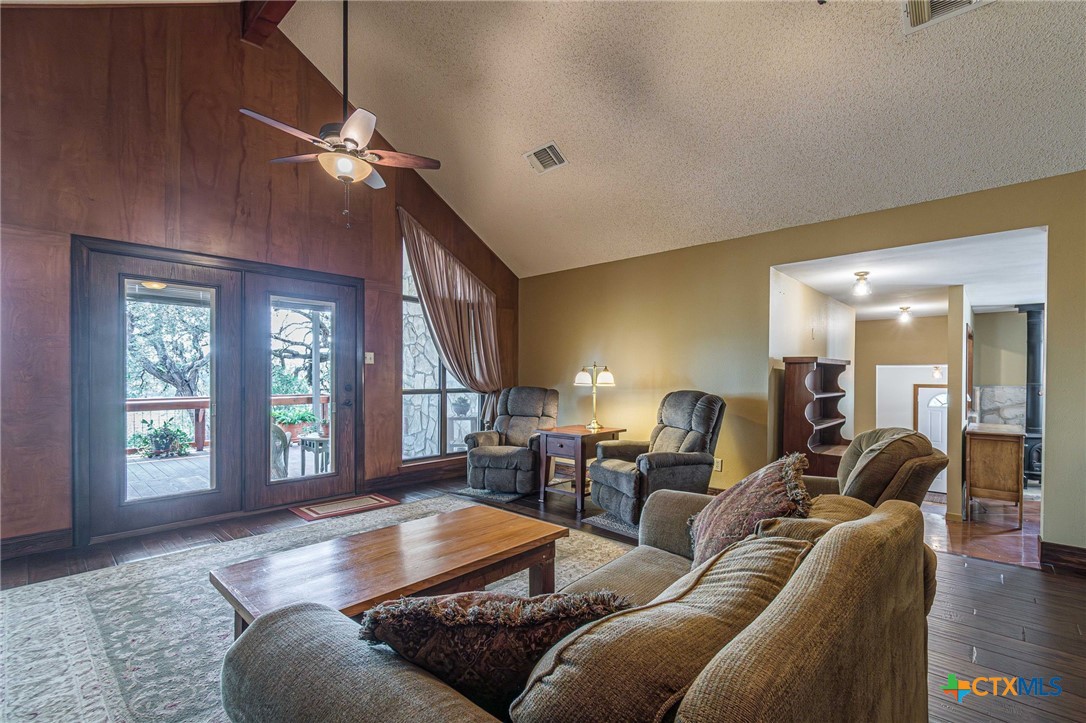 560 Bluff Ridge Court