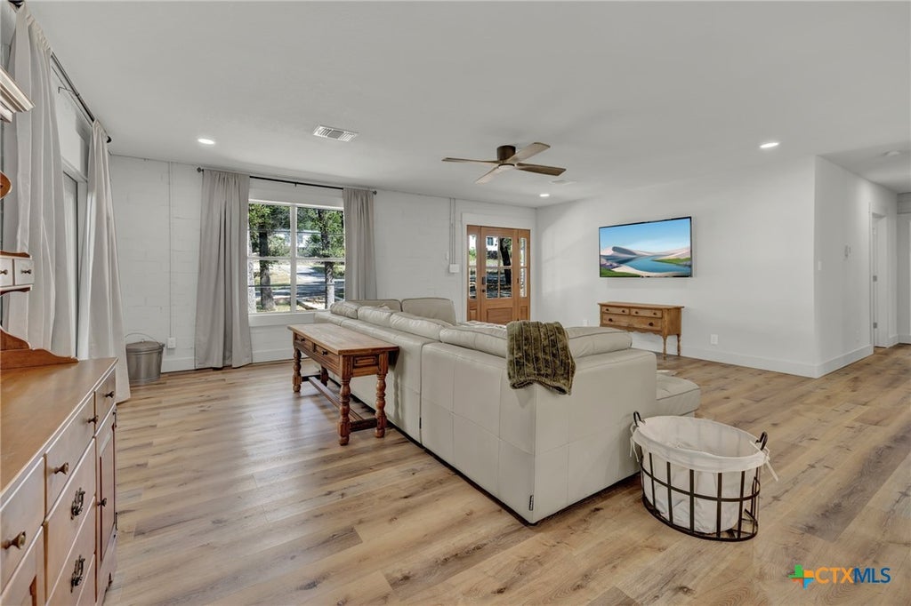 Photo of 767 Valley Oaks Drive, Canyon Lake, TX 78133 (MLS # 627083)