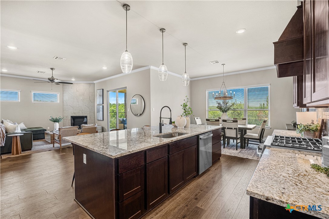 2136 Oak Draw Court