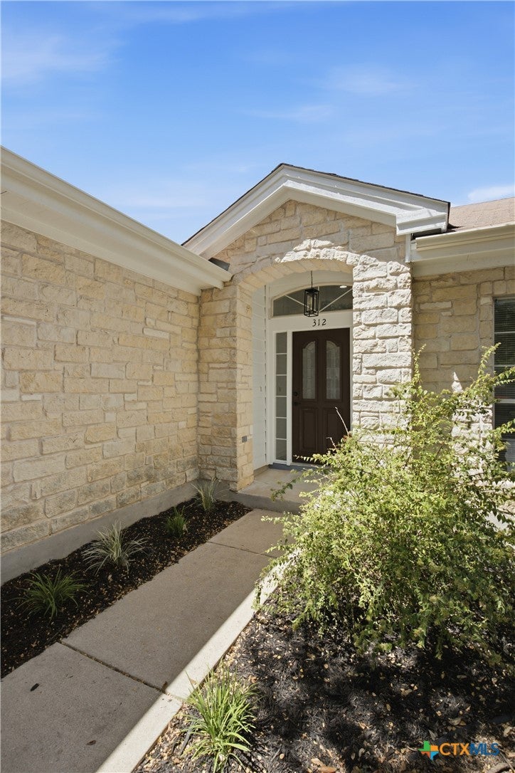 Photo of 312 Debora Drive, Georgetown, TX 78628 (MLS # 626112)