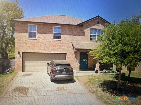 Photo of 2106 Stonehaven Road, San Marcos, TX 78132 (MLS # 613117)
