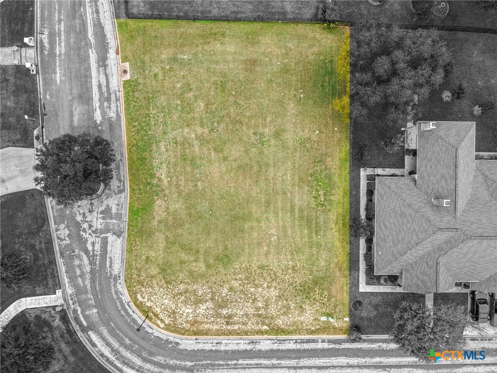 5013 Lakeshore Drive