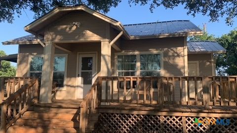 Photo of 5804 San Marcos Highway, Luling, TX 78648 (MLS # 606422)