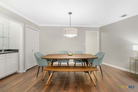 Photo of 201 Ellwood Street #111, San Antonio, TX 78209 (MLS # 599167)