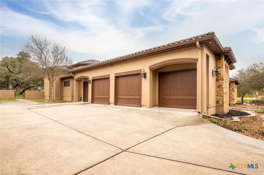 1028 Spanish Trail