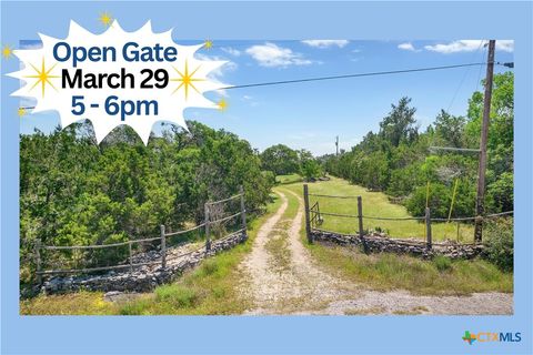 Photo of 700 Oak Grove Road, San Marcos, TX 78666 (MLS # 608570)