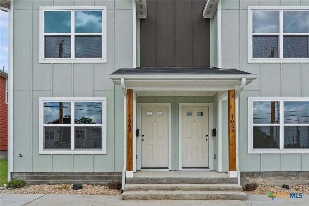 Photo of 706 S 28th Street #A, Temple, TX 76504 (MLS # 610537)