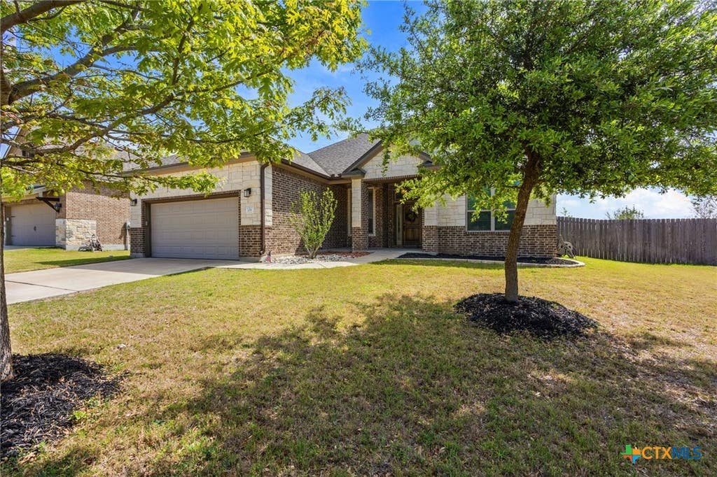Photo of 109 Raven Drive, Temple, TX 76502 (MLS # 617120)