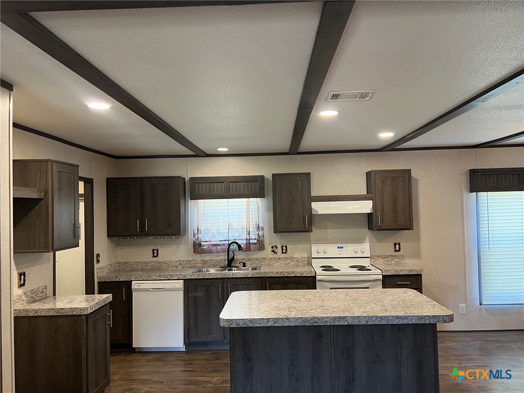 Canyon Lake, Texas 78133, United States, 3 Bedrooms Bedrooms, ,2 BathroomsBathrooms,Residential,Active,123549