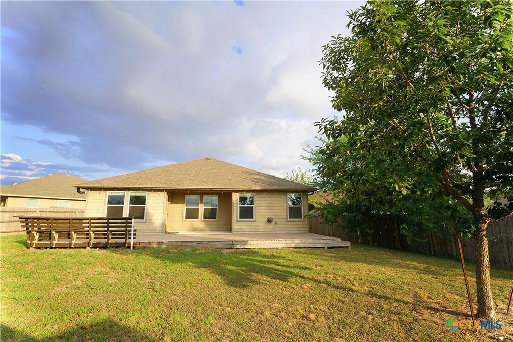 Photo of 115 Encina Cove, San Marcos, TX 78666 (MLS # 589598)