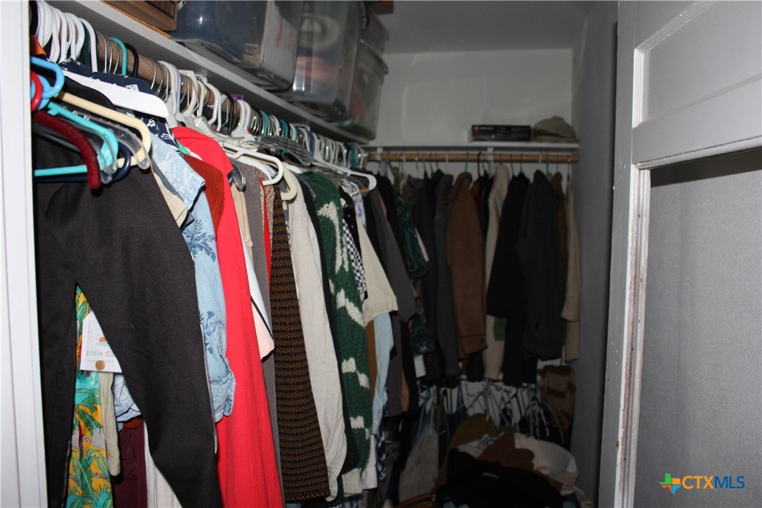 New Braunfels, Texas 78130, United States, 2 Bedrooms Bedrooms, ,2 BathroomsBathrooms,Residential,Pending,6355