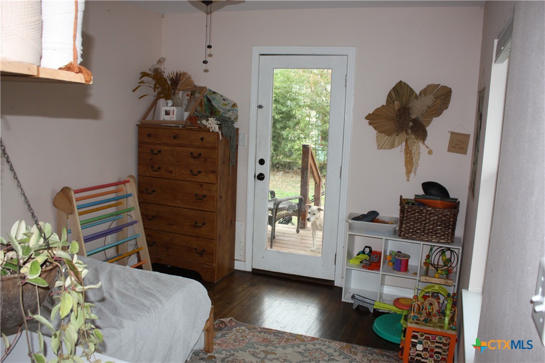 New Braunfels, Texas 78130, United States, 2 Bedrooms Bedrooms, ,2 BathroomsBathrooms,Residential,Pending,6355