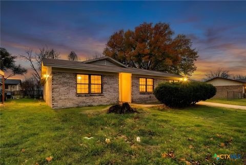 1512 Mccreary Avenue Killeen TX 76549