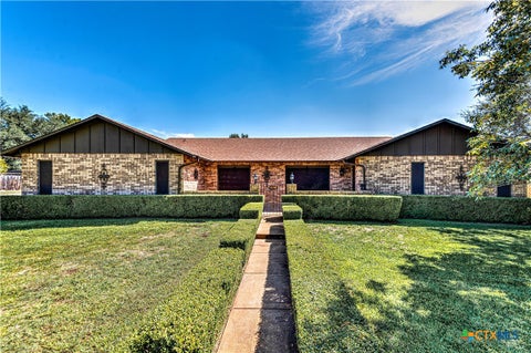Photo of 3901 Laurel Road, Temple, TX 76502 (MLS # 626619)