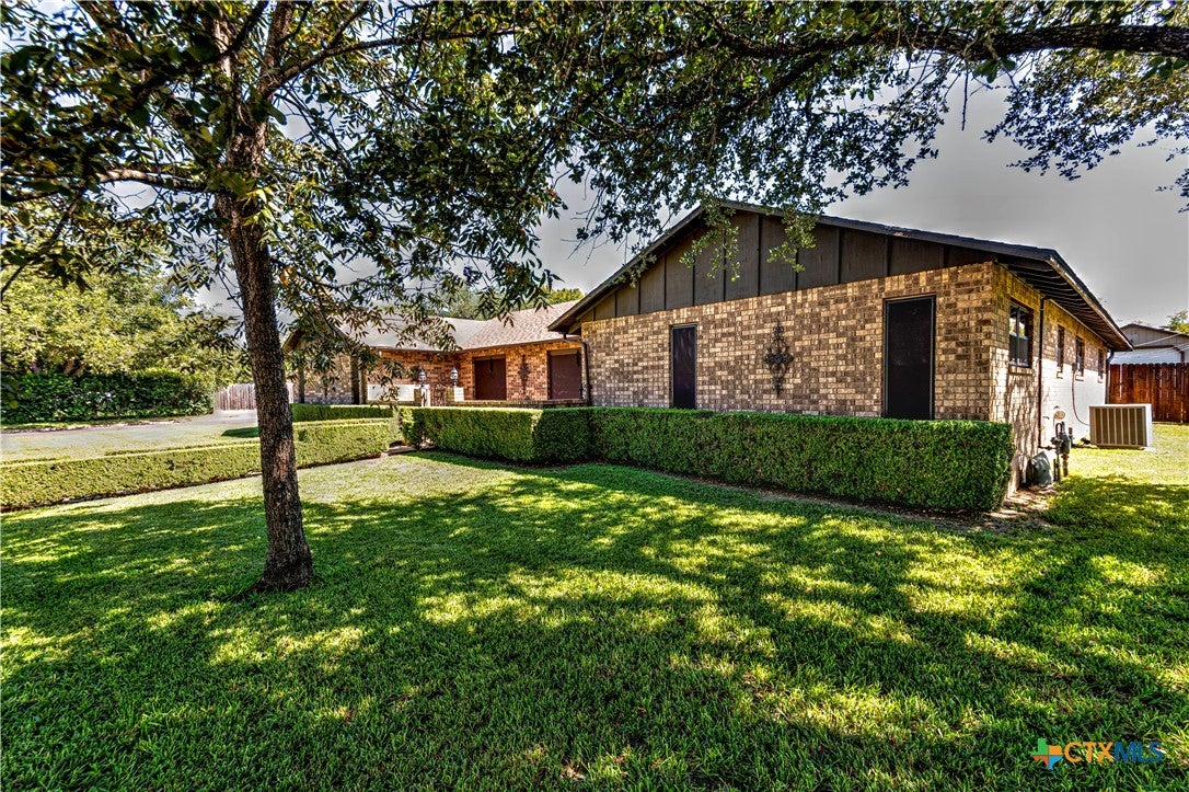 3901 Laurel Road