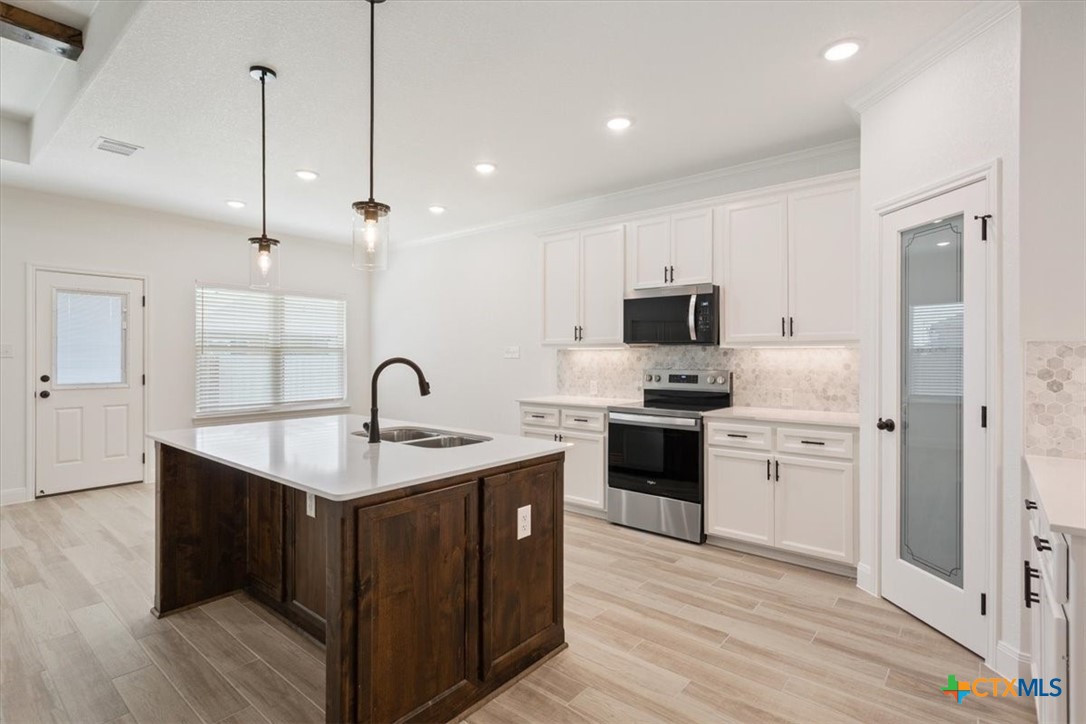 2221 Bigtooth Maple Road