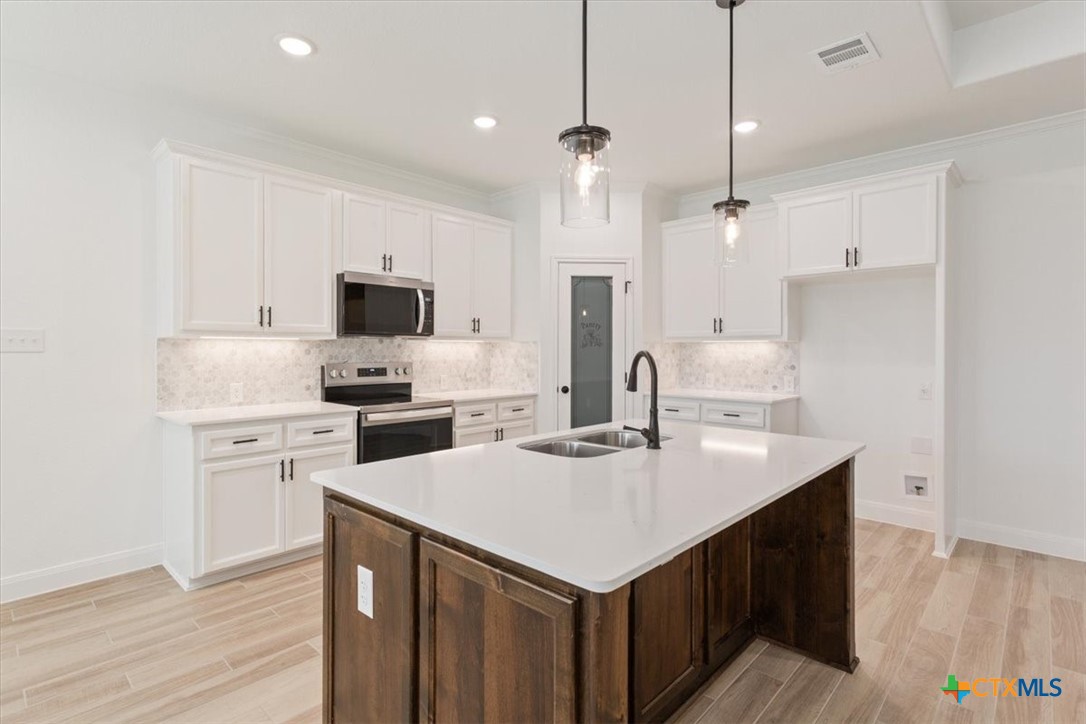 2221 Bigtooth Maple Road