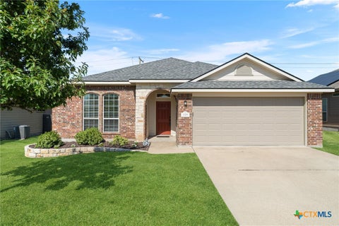 Photo of 428 Parkfield Lane, Temple, TX 76502 (MLS # 624909)