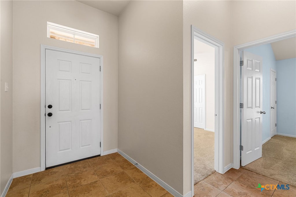 Photo of 428 Parkfield Lane, Temple, TX 76502 (MLS # 624909)