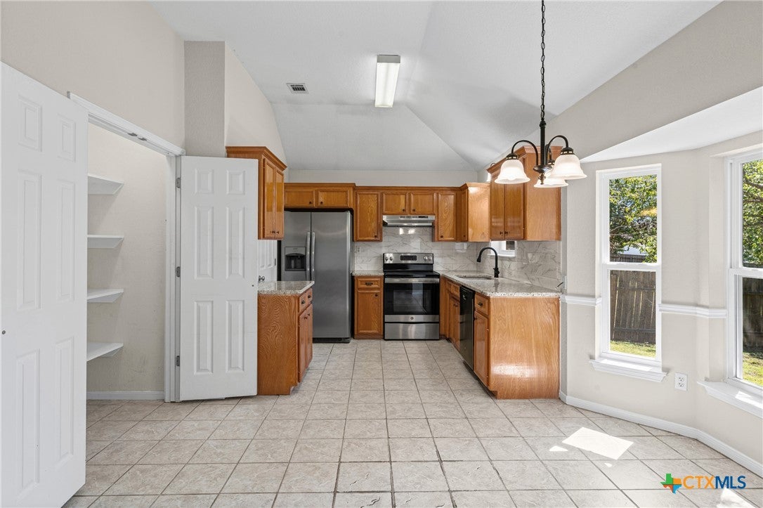 5313 Trail Drive