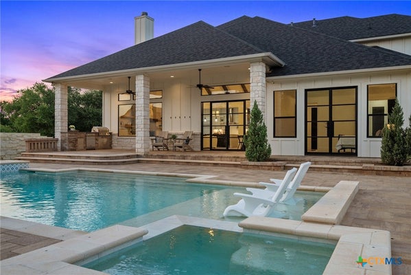 112 DAVIS LN, GEORGETOWN, TX 78633 - Image 8d8219b01b73f2a47f18fbd435589177/1612779167