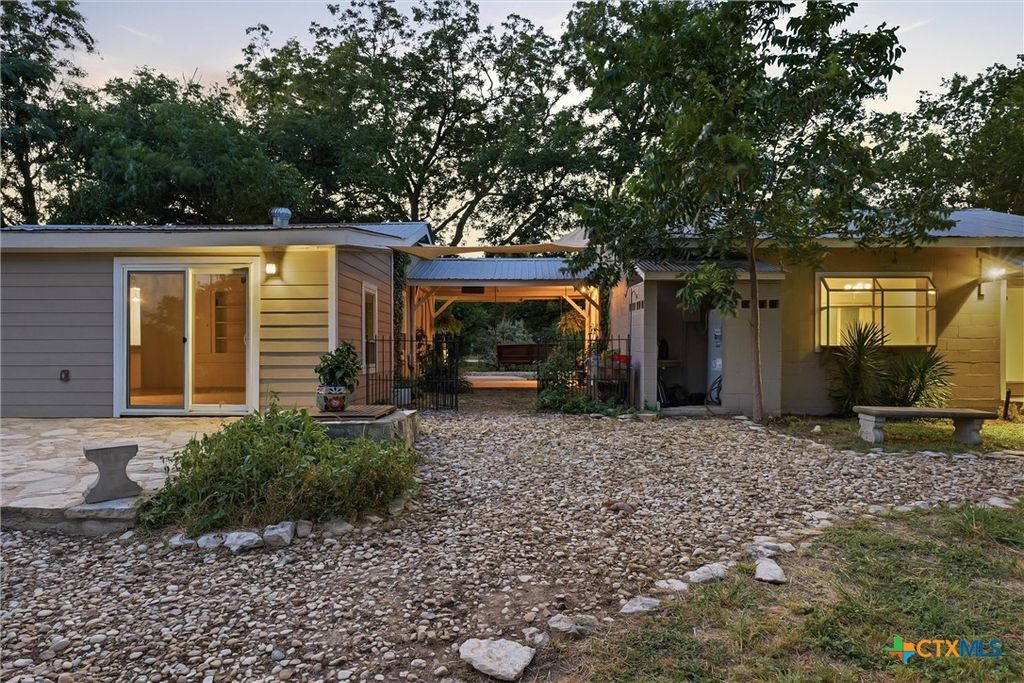 Photo of 2108 River Road, San Marcos, TX 78666 (MLS # 619328)