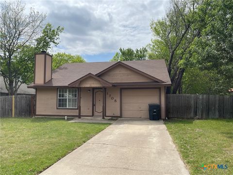 Photo of 1705 Dickens Drive, Killeen, TX 76543 (MLS # 608618)