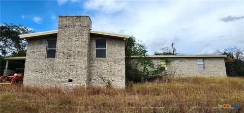 Photo of 1653 County Road 4953, Kempner, TX 76539 (MLS # 595643) Photo of 1653 County Road 4953, Kempner, TX 76539 (MLS # 595643)