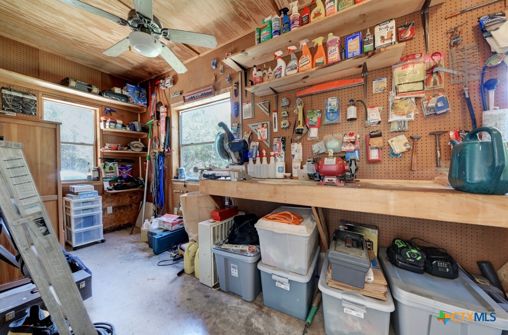 New Braunfels, Texas 78132, United States, 3 Bedrooms Bedrooms, ,2 BathroomsBathrooms,Residential,Pending,53999