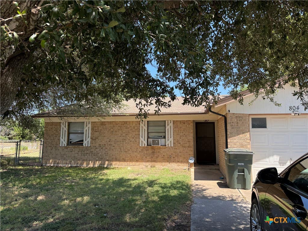 Photo of 804 Kelly Circle, Copperas Cove, TX 76522 (MLS # 622478)