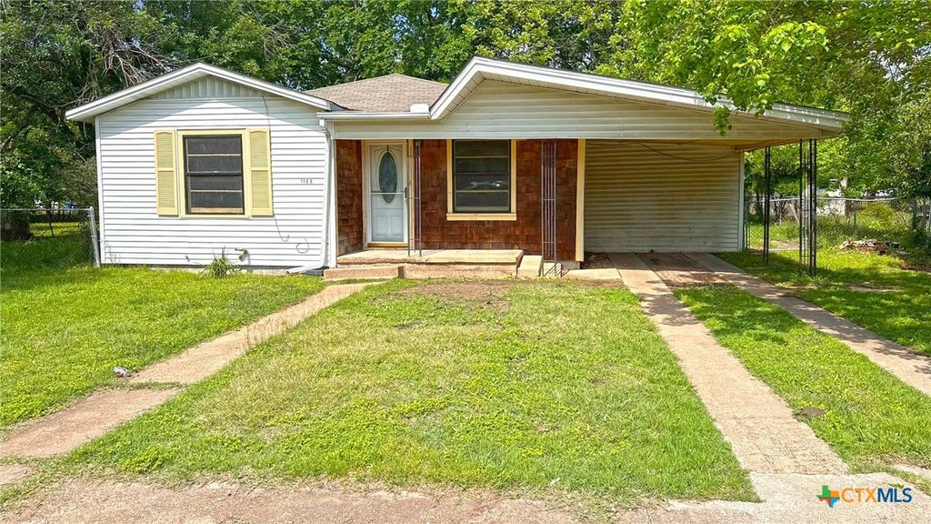 Photo of 1106 S 7th Street, Copperas Cove, TX 76522 (MLS # 610906)