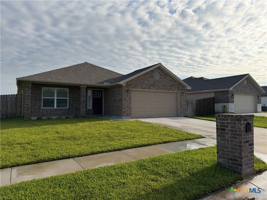 108 BOULDER RIDGE DR, CUERO, TX 77954 - Image 8e4369f64b6ca8e006c40a7798a4cffd/2483800086