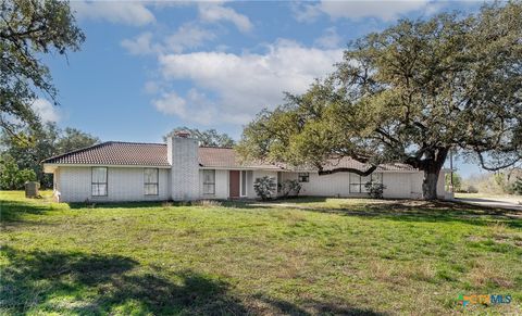 Photo of 609 Rudeloff Road, Seguin, TX 78155 (MLS # 600044)