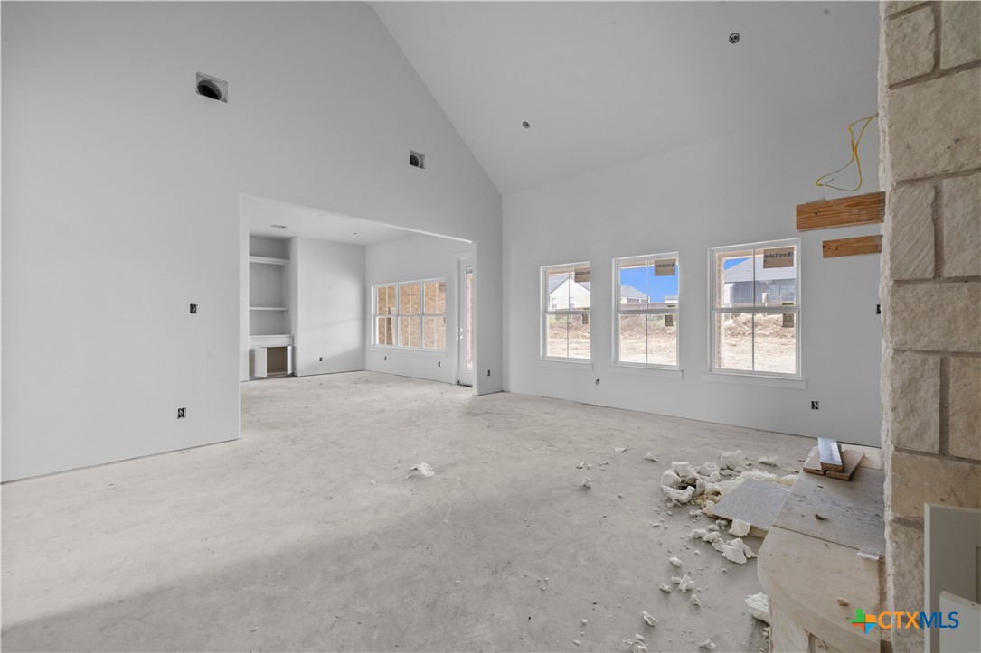 7913 Rock Crest Drive