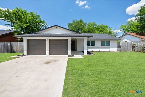 Photo of 1603 Lennox Avenue, Killeen, TX 76549 (MLS # 612683)